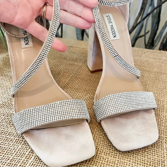 Steve Madden Varali Nude Rhinestone Block Heel Suede Sandals Size 10 - Picture 10 of 13